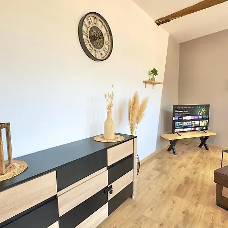 Bel 2-4 Pers Centre-ville Netflix דירה *